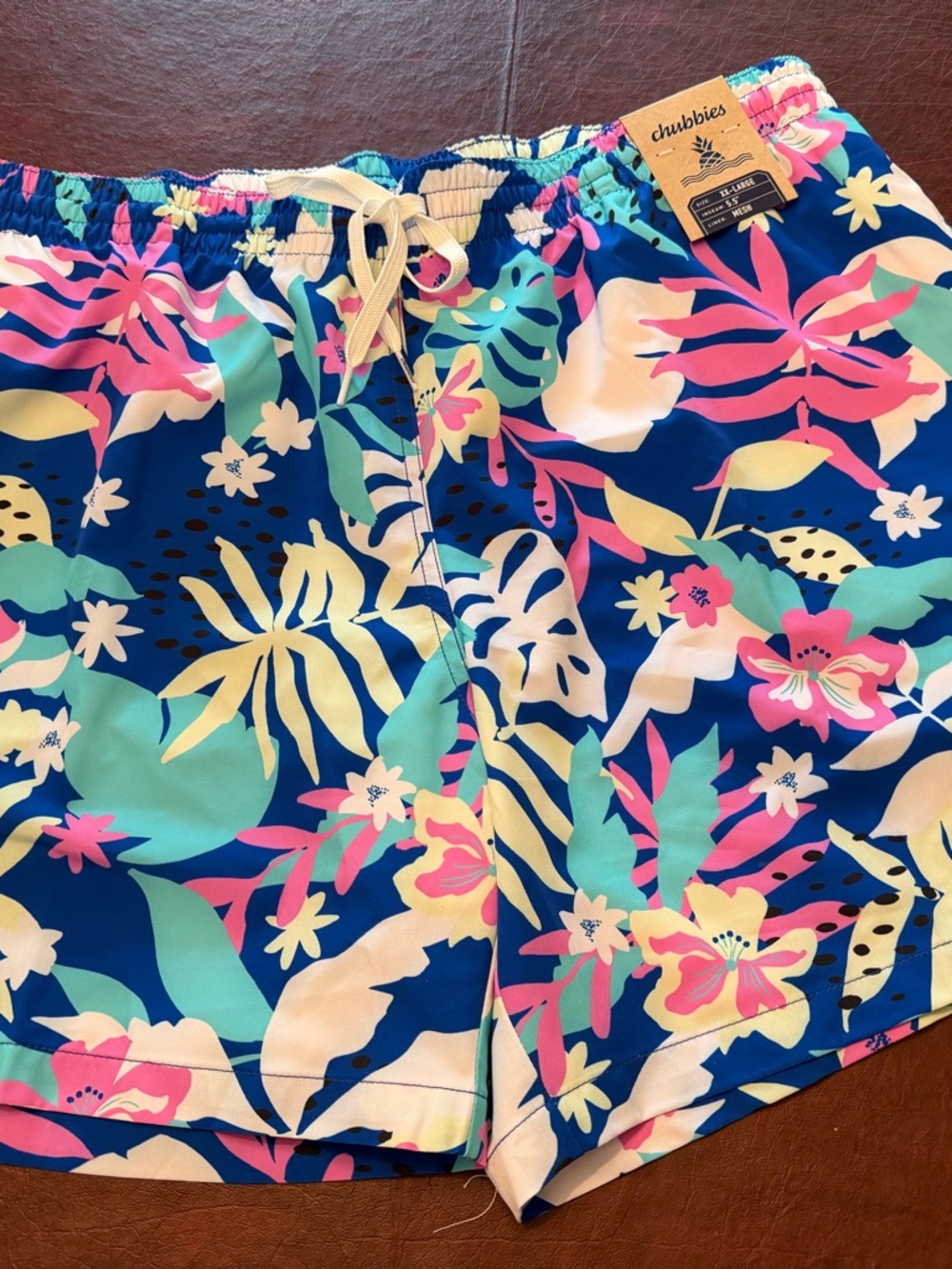 Chubbies Mens XXL Blue Tropical Swim Trunks  The Floral Suprises NWT 5.5 inseam